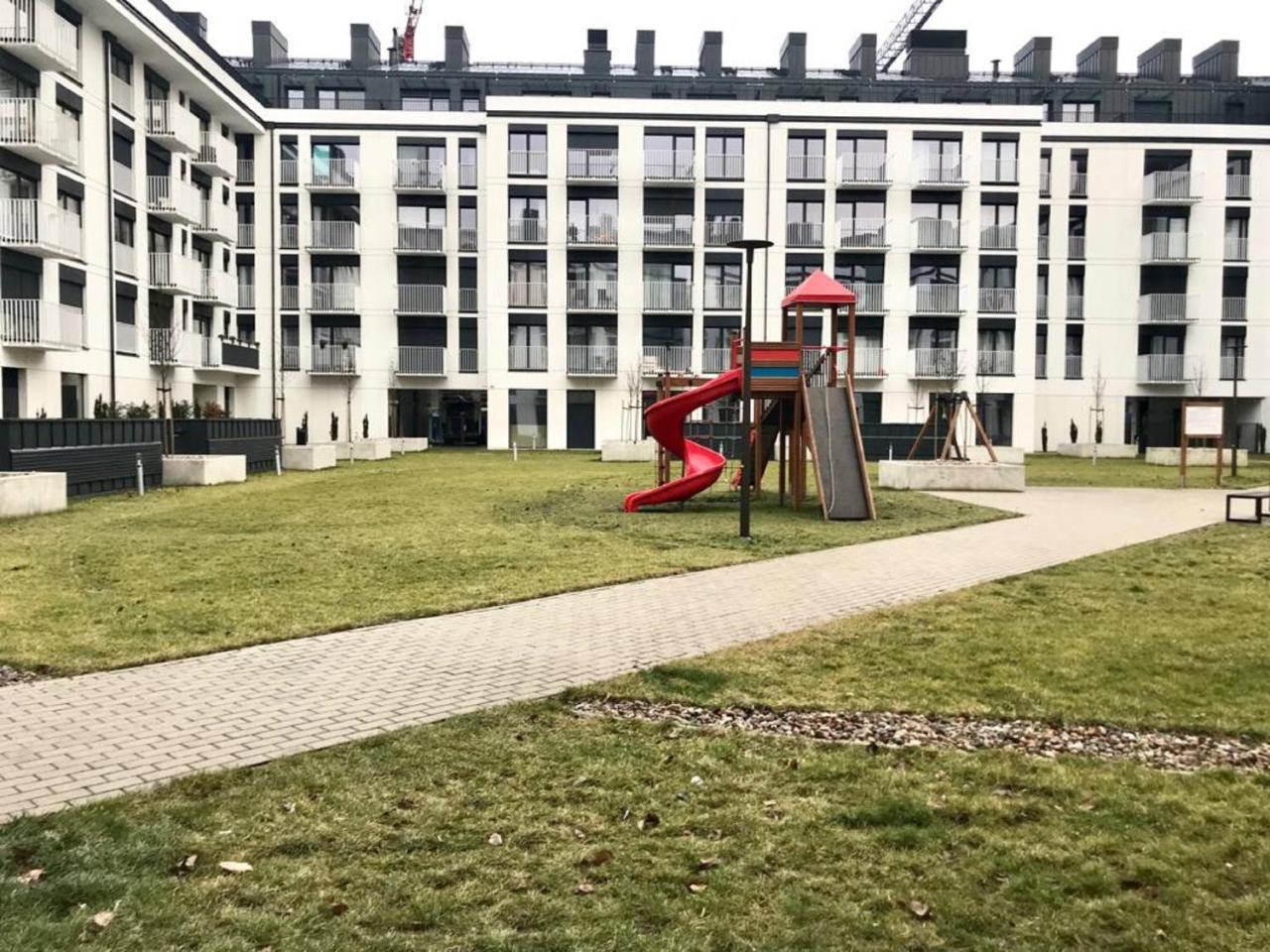 Apartamenty Zajezdnia Mtp Poznan Exterior foto